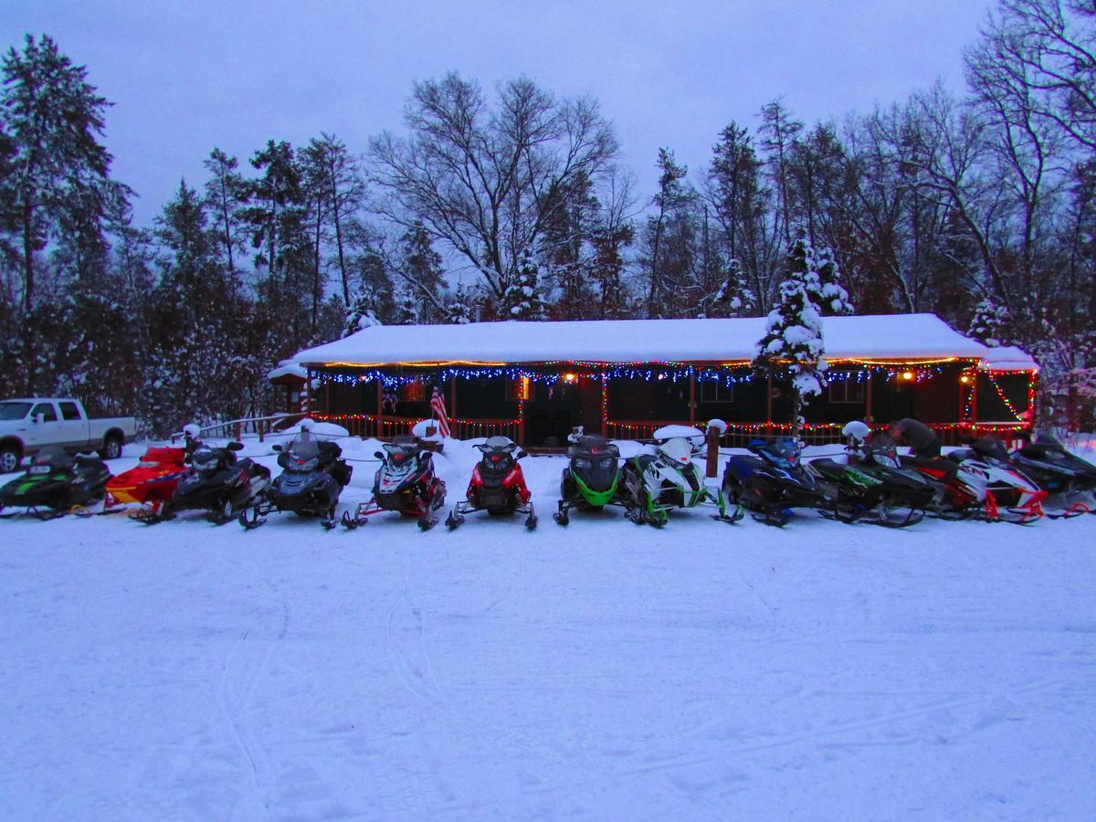 Best Bear Lodge & Campground Irons Exterior photo